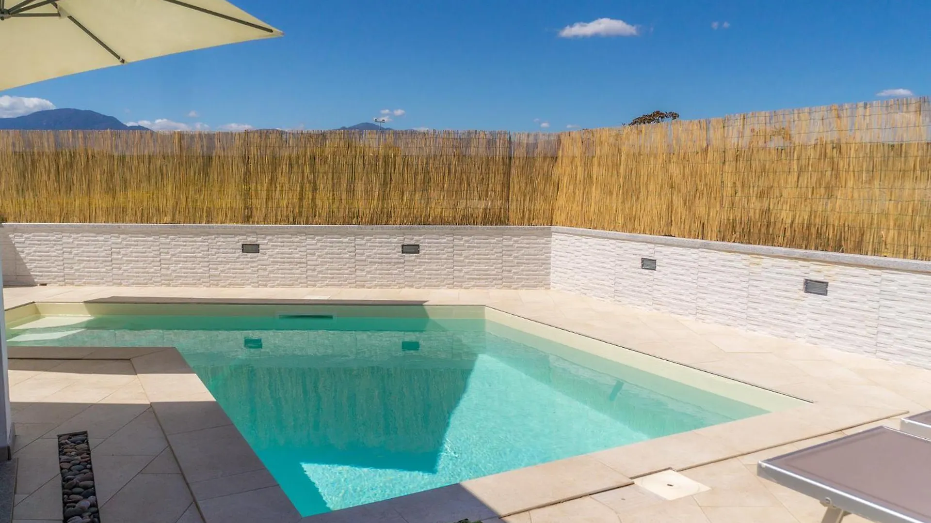 Villa Nova أرباتاكْسْ